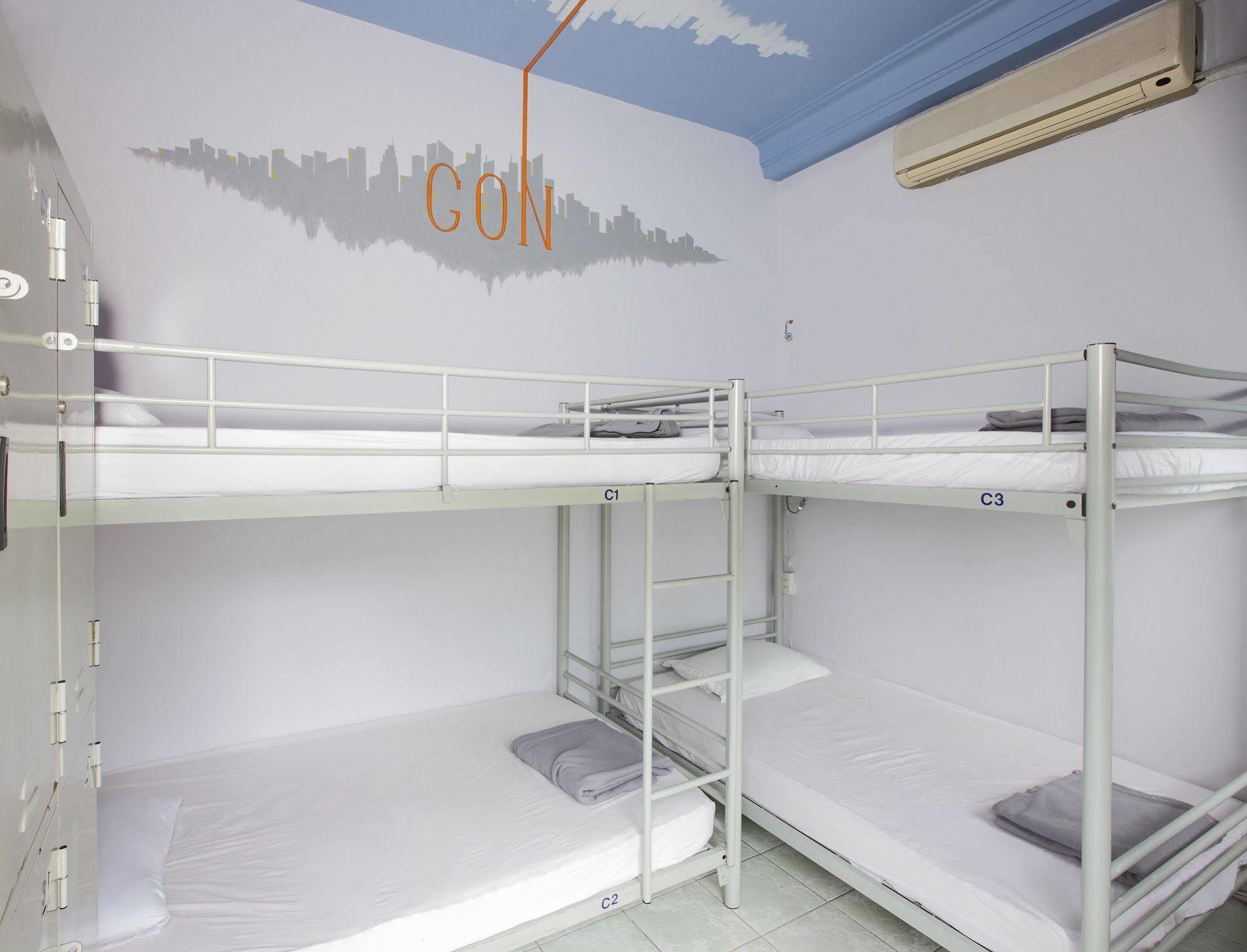 Dream Station - Saigon Hostel Ho Chi Minh City Bagian luar foto