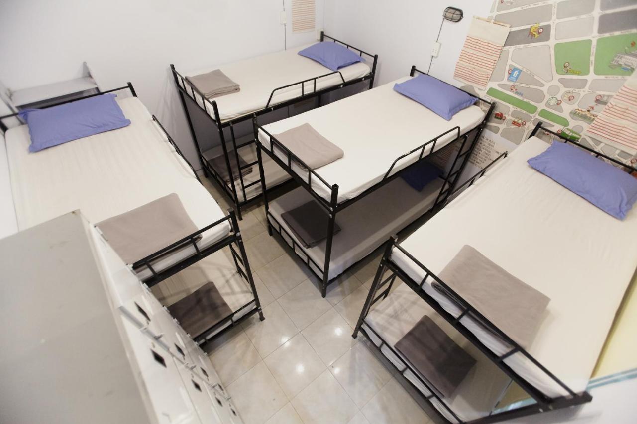 Dream Station - Saigon Hostel Ho Chi Minh City Bagian luar foto