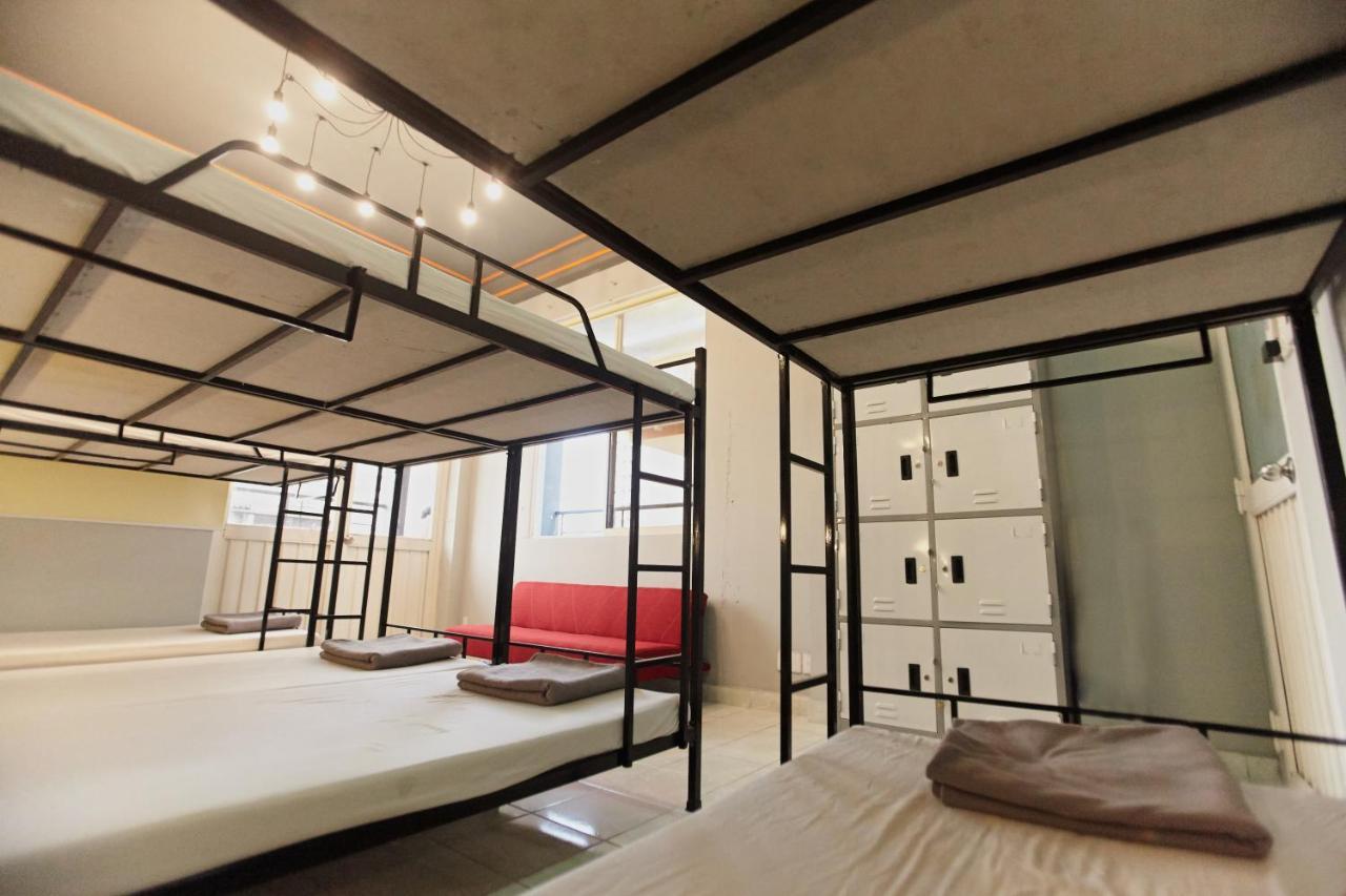Dream Station - Saigon Hostel Ho Chi Minh City Bagian luar foto