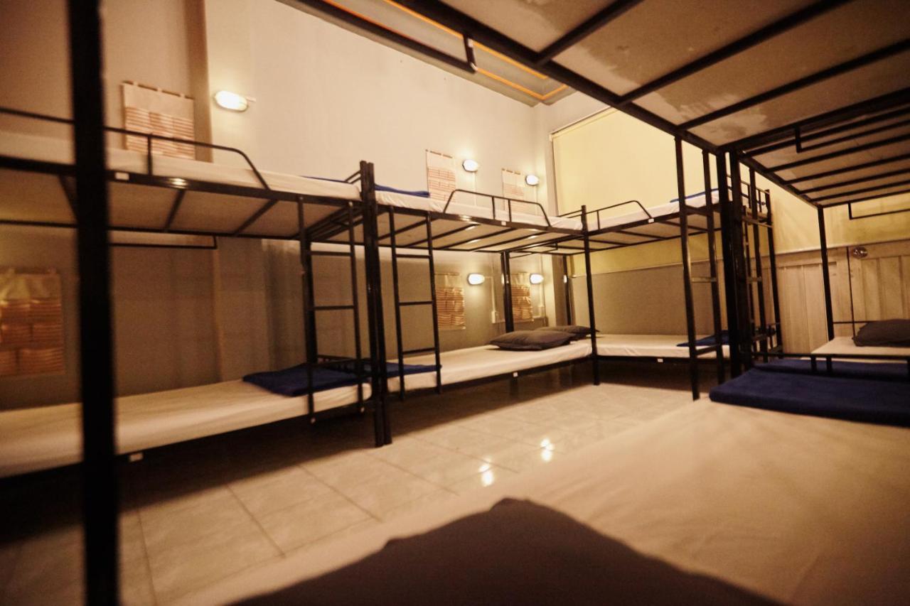 Dream Station - Saigon Hostel Ho Chi Minh City Bagian luar foto